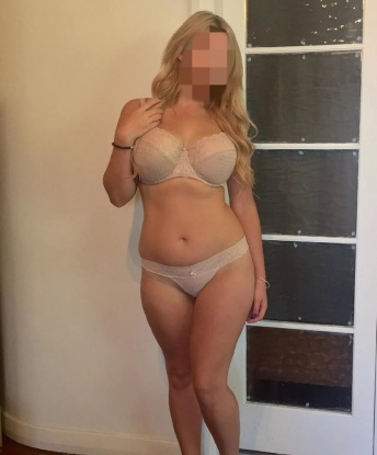 Юля, 36 лет, 4 размер груди